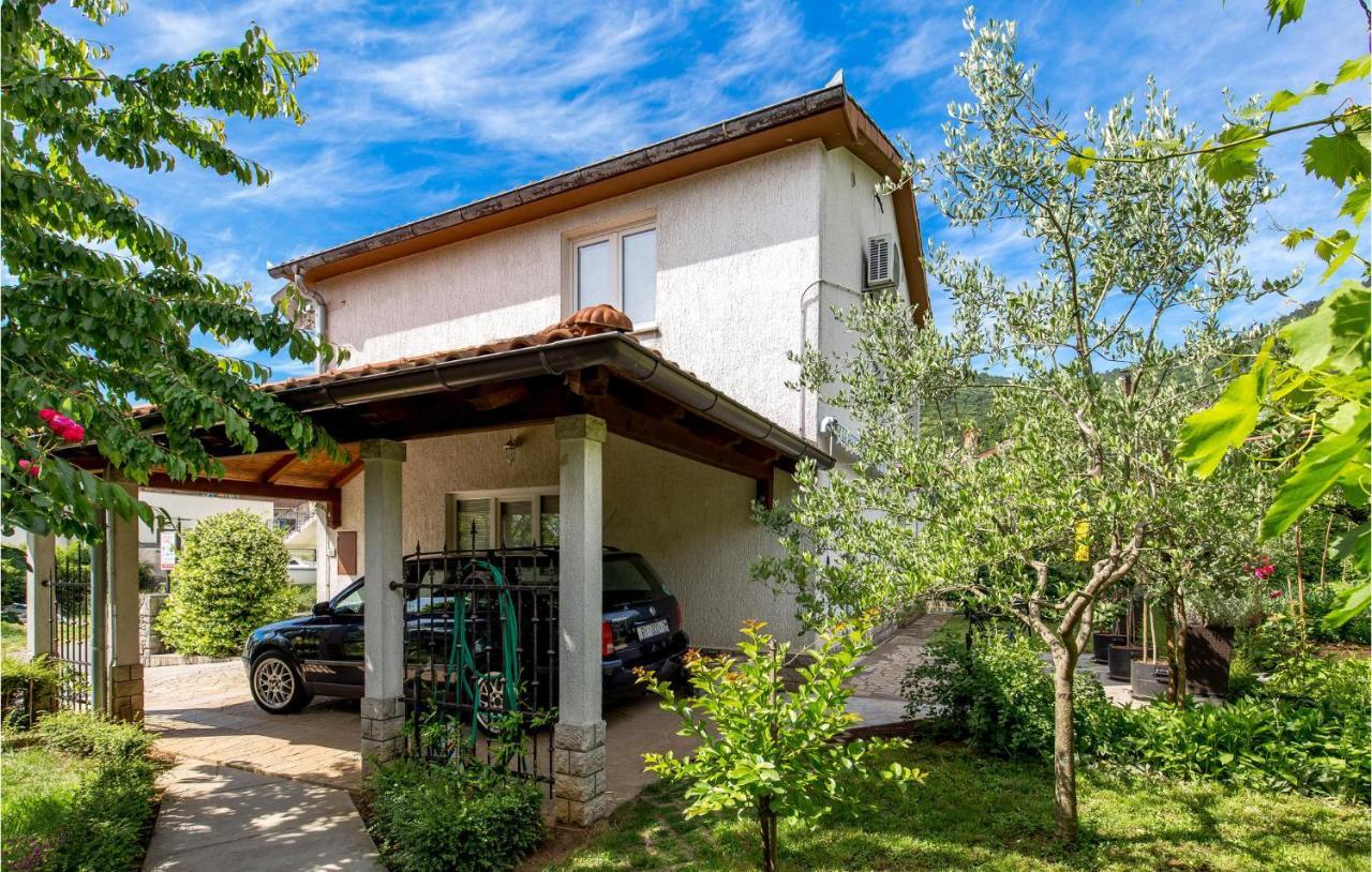 Nice Apartment In Rukavac With Kitchen Eksteriør billede