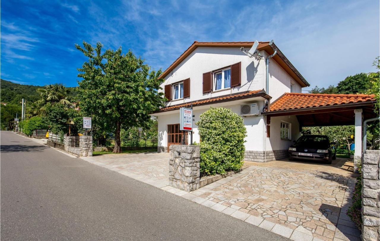 Nice Apartment In Rukavac With Kitchen Eksteriør billede